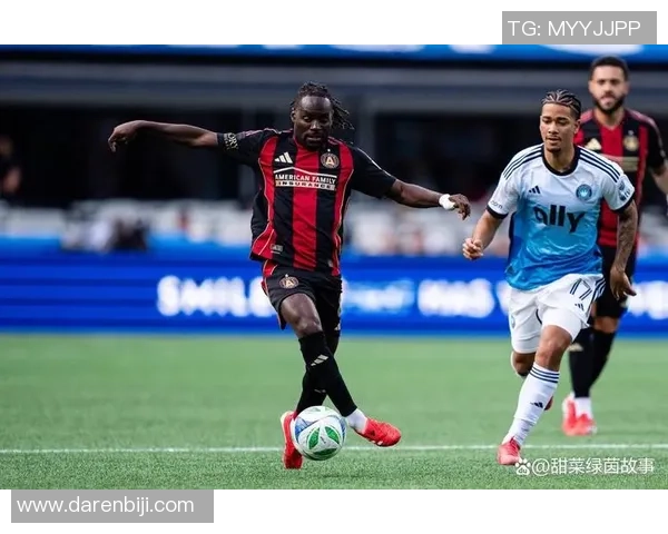 亚特兰大足球队明星球员介绍及其在球队中的关键作用分析